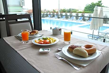 Hotel Monte Lírio