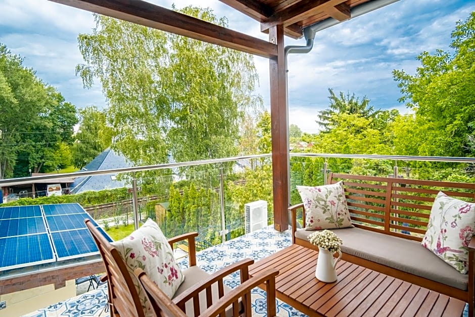 Kiss-Henézi Guest House