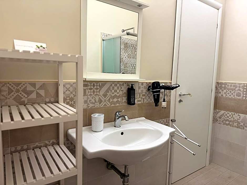 Maison Bijou Guest House