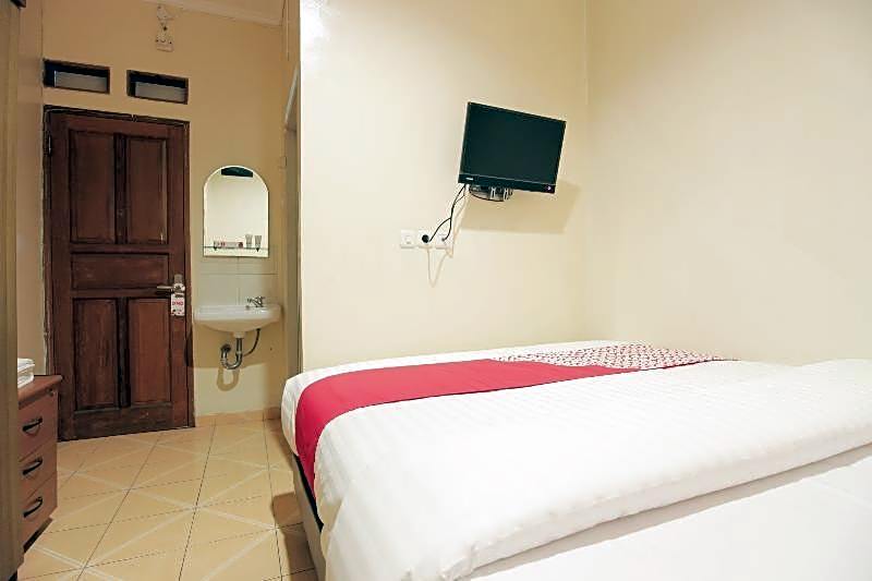 OYO 196 Horizone Residence