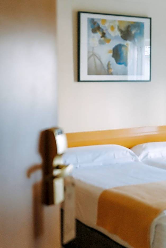 Hotel Zaragoza Plaza