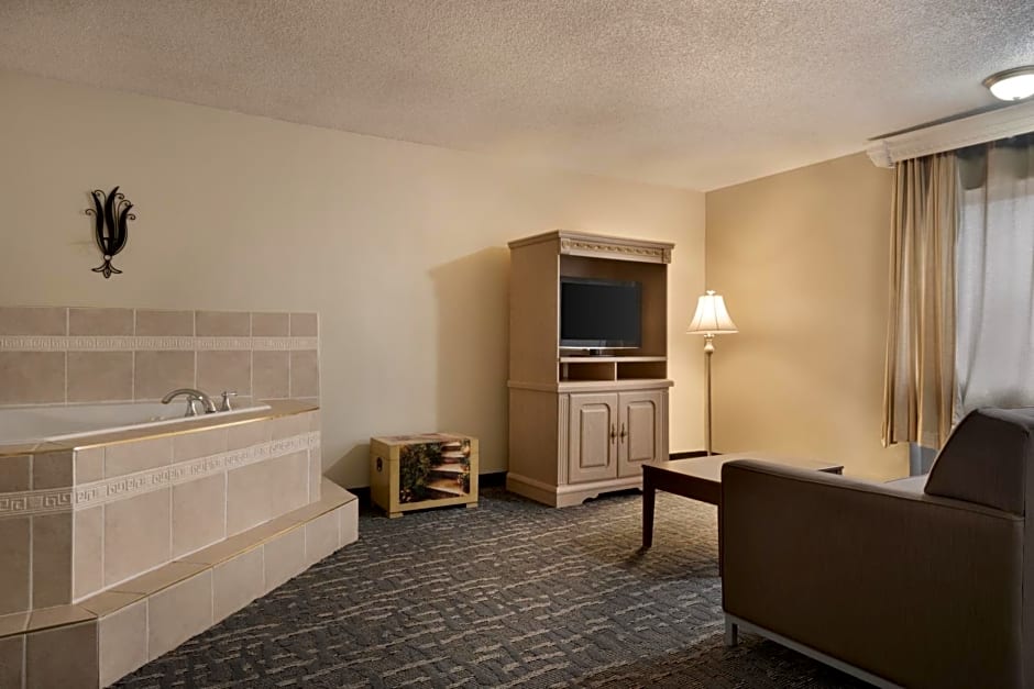 Baymont by Wyndham Des Moines North