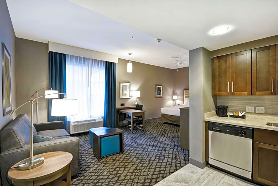 Homewood Suites By Hilton Warren Detroit