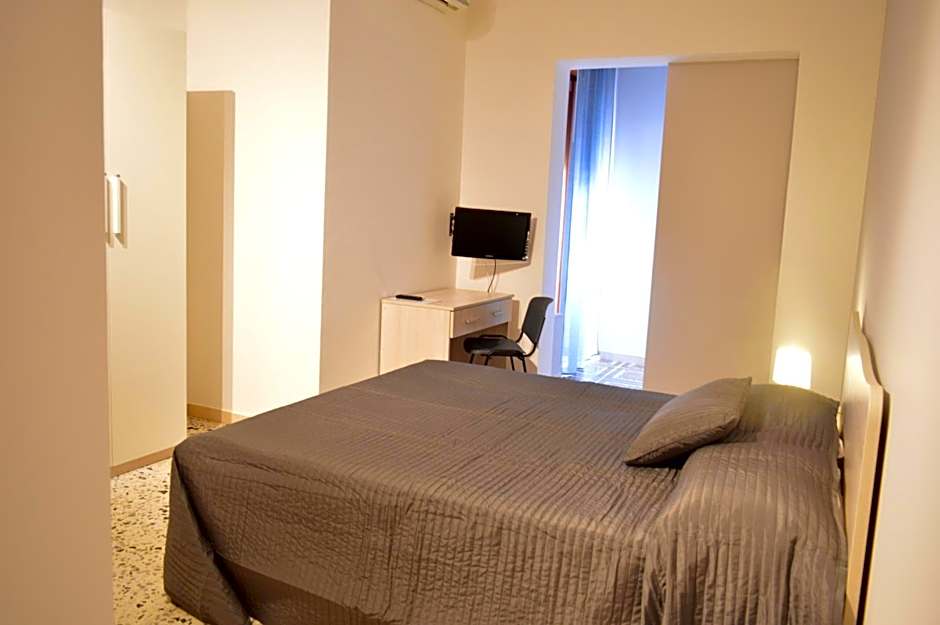 Zdjęcie 1 z 31 — B&B Scalea Rooms