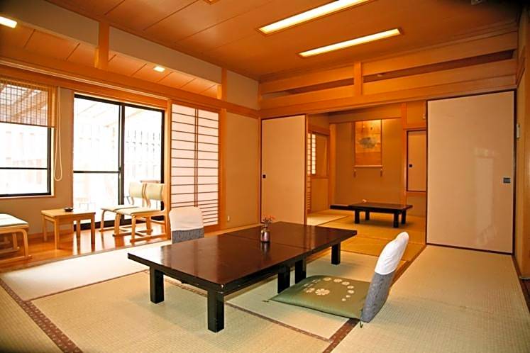 Yunokura Tsuruya