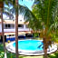 Hotel Plaza Almendros