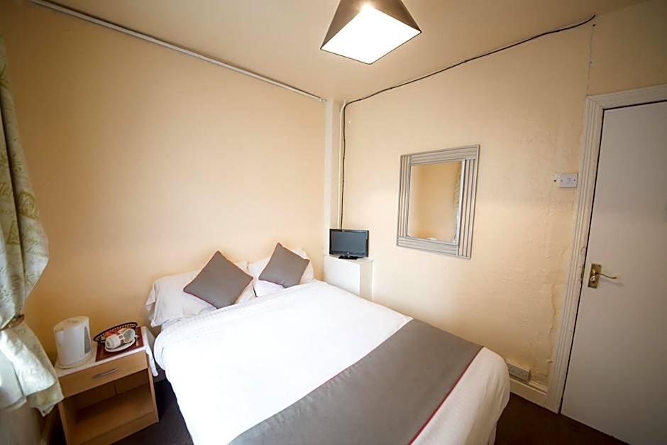 MyRoomz Hollingdales Hotel