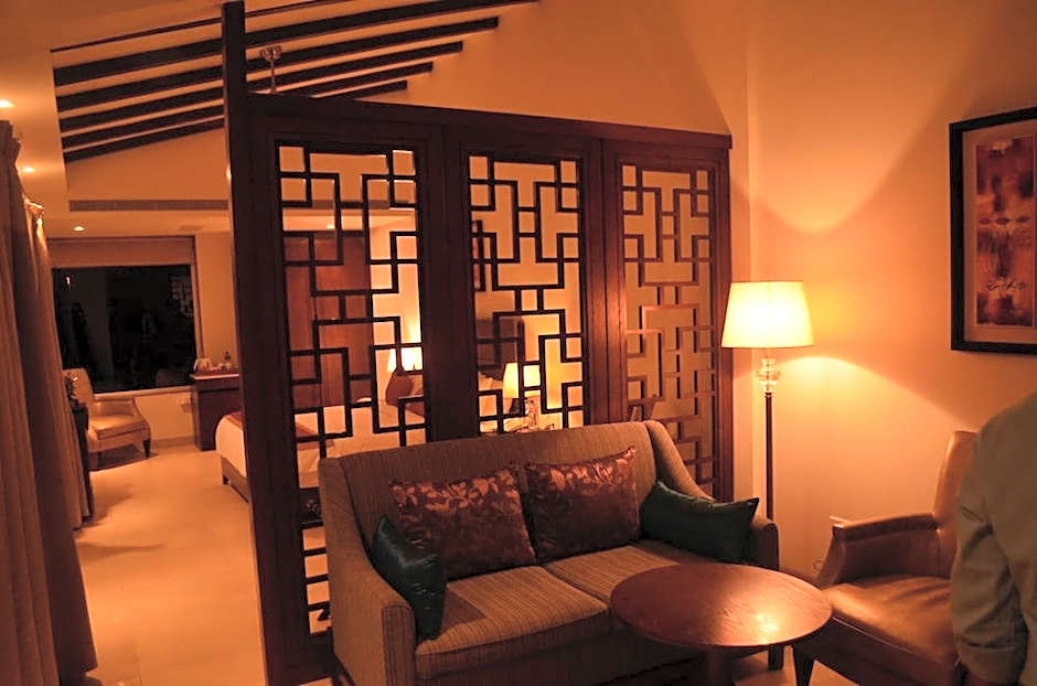 Lemon Tree Hotel Candolim Goa