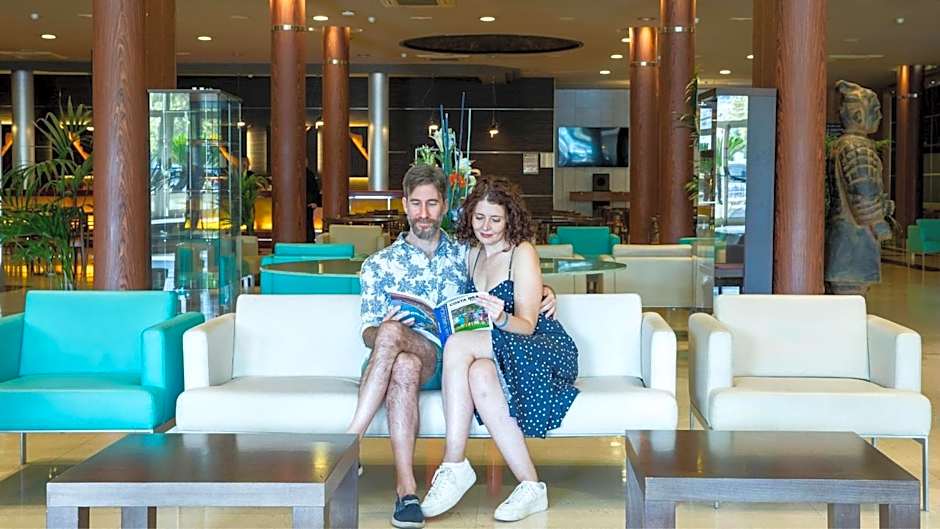 Evenia Olympic Palace