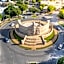Uayma increible cuarto en el centro con piscina