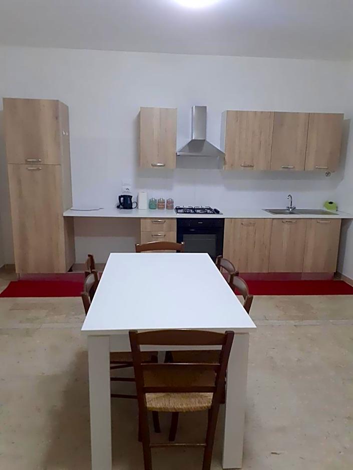 LOVELY BIANCO - Rooms & Apartment