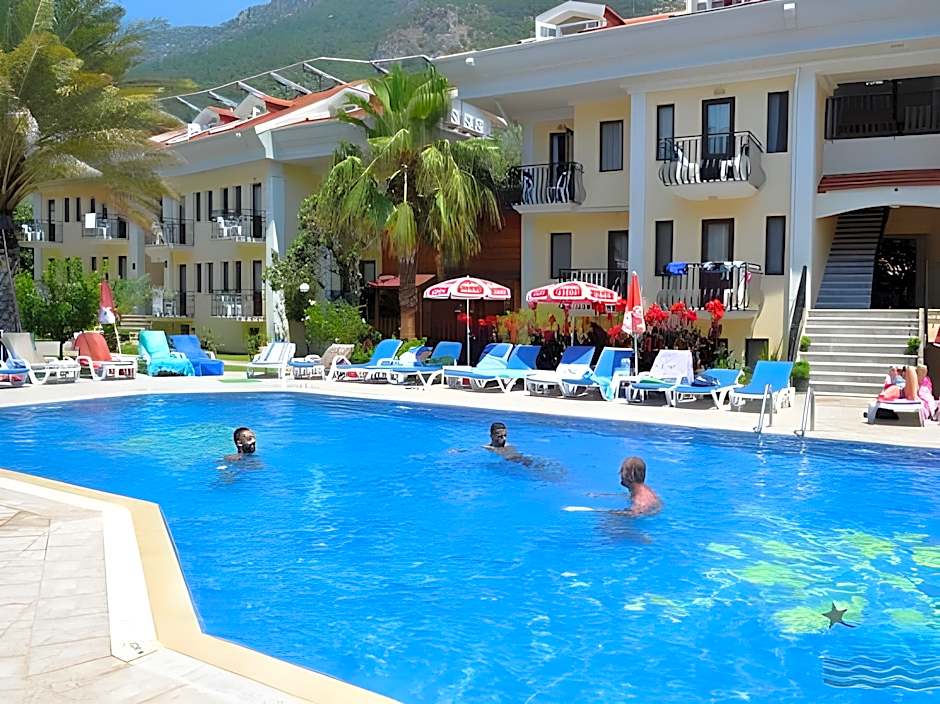 Blue Star Hotel