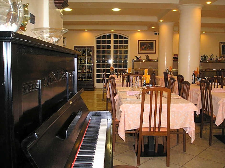 Hotel Flora