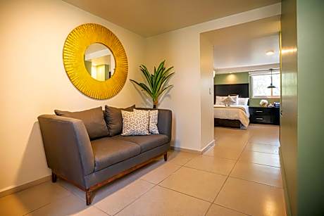 Standard Suite
