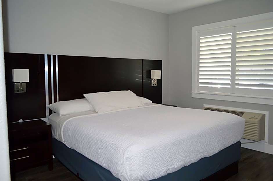 Fairview Inn & Suites