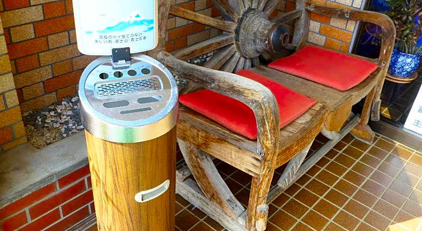 Kawaguchiko Lakeside Hotel