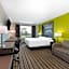 Super 8 by Wyndham Winnipeg East MB
