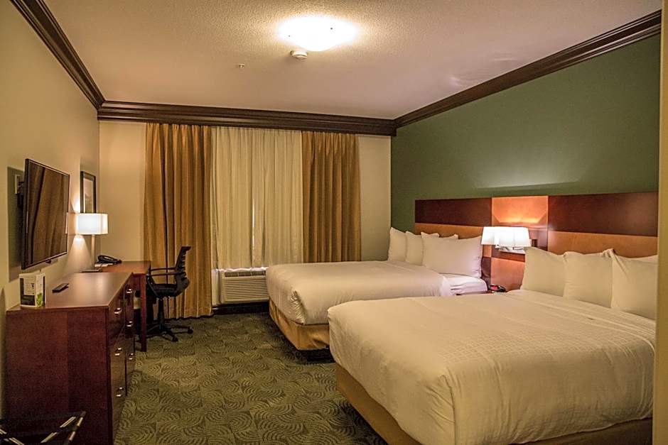 Photo 1 of 1 of Deluxe 1 Queen Bed
