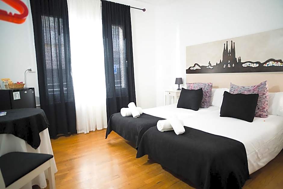 Petit Hotel