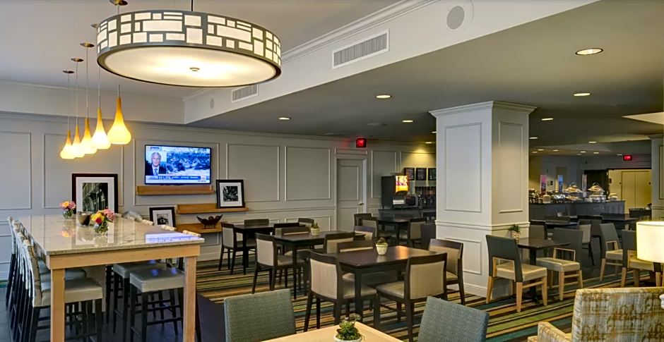 Hampton Inn By Hilton New Orleans-Downtown