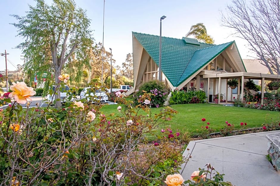 Rose Garden Inn - San Luis Obispo