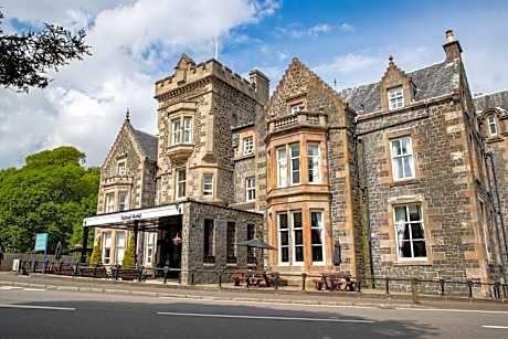 The Tarbet Hotel