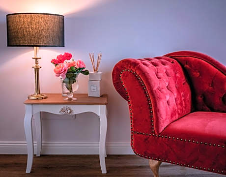 Deluxe King Suite