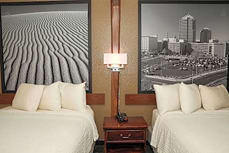 2 Double Beds Non-Smoking