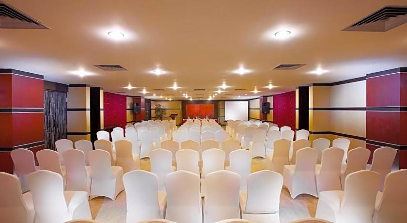 Lion Hotel & Plaza Manado