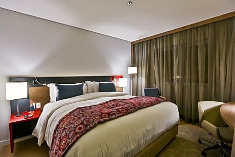 SUPERIOR KING HANDICAPPED