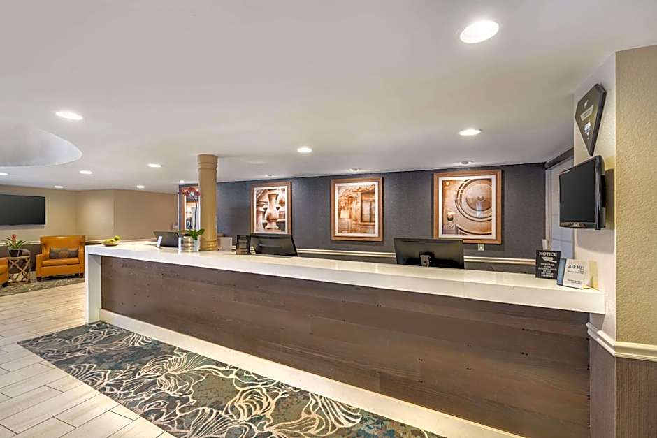 Best Western Plus Carpinteria Inn