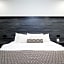 Sapphire Inn & Suites