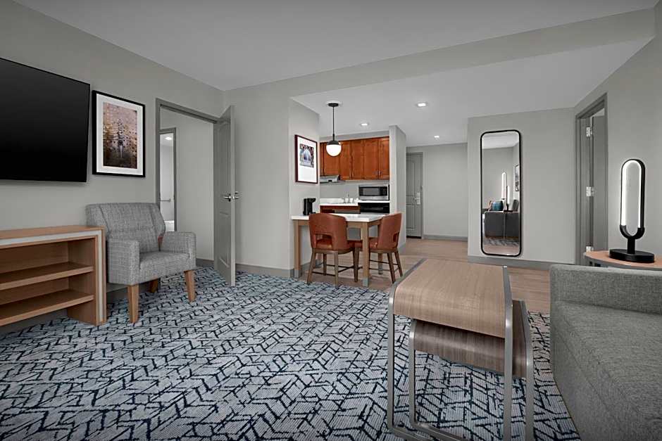 Photo 1 of 11 of 1 King Bed Suite, Hearing/Mobility Accessible, Bathtub