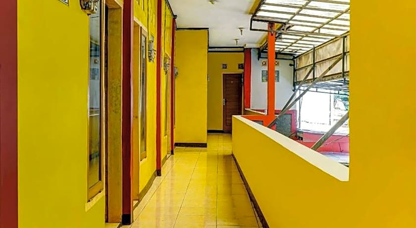 SPOT ON 91159 Kost Putrana Syariah