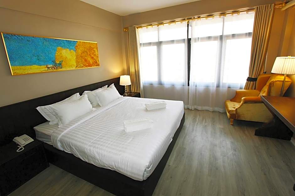 TARIS ART HOTEL PHRAE