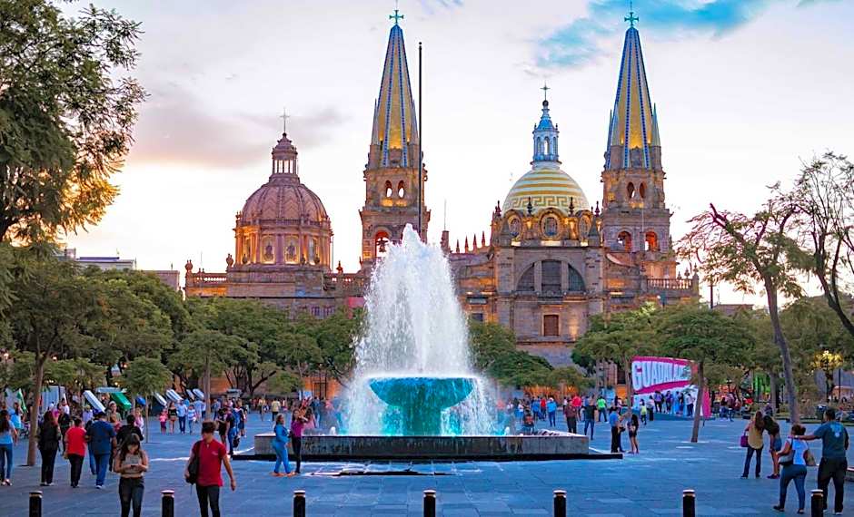 Holiday Inn Guadalajara Patria-Universidad By IHG