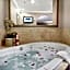 Best Western Plus Marina Shores Hotel