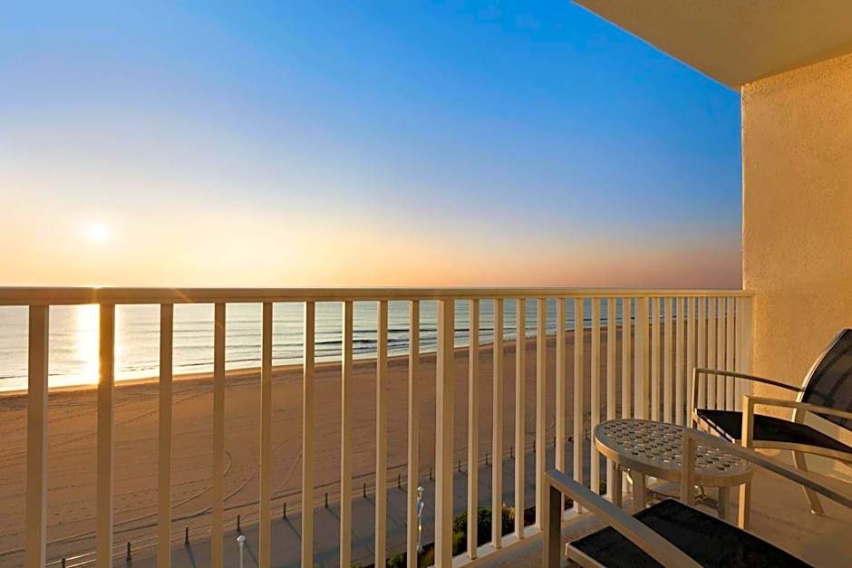 Surfbreak Virginia Beach Oceanfront, an Ascend Collection Hotel