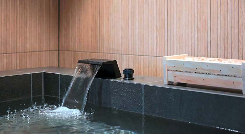 Mitasuya Ryokan Hotel Gumi by Aank