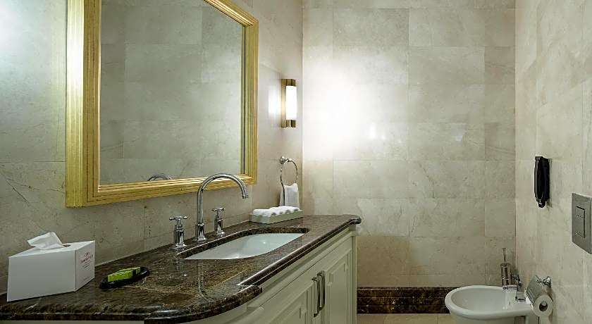 Crowne Plaza Istanbul Asia By IHG