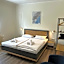 Riverside Airport Hotel
