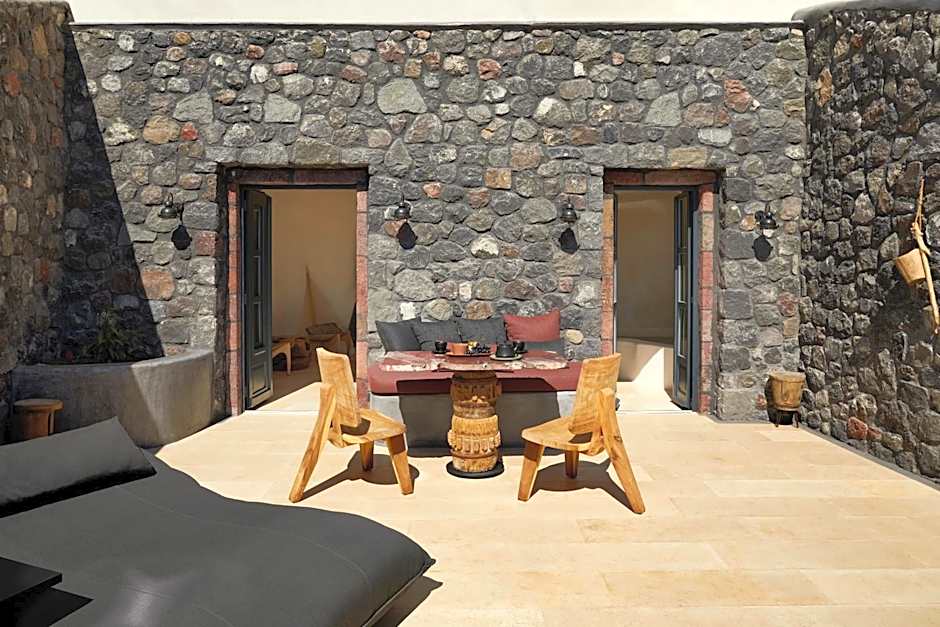 White Pearl Cavalieri