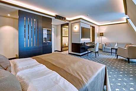 Deluxe Junior Suite