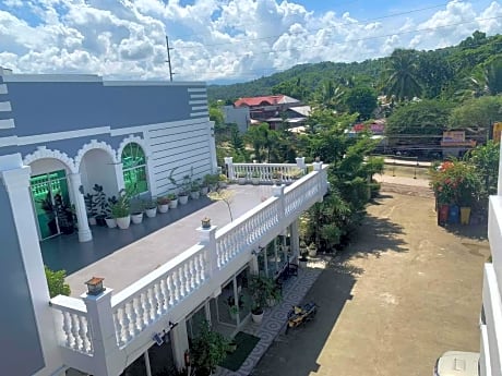 Crown Hotel