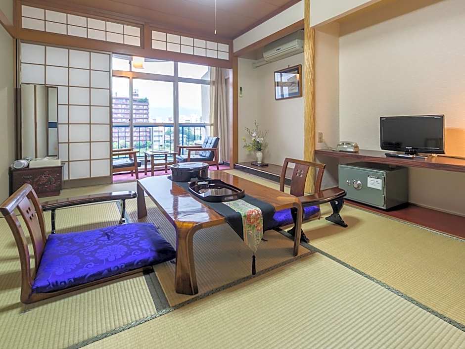 Photo 1 of 4 of Family Japanese Style, River View