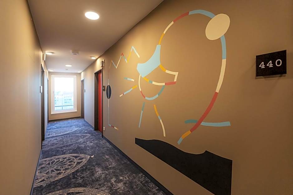 Holiday Inn - the niu Sparrow Regensburg By IHG