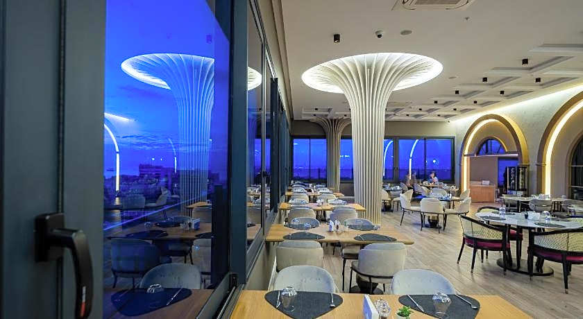 DoubleTree By Hilton Hotel Izmir - Alsancak