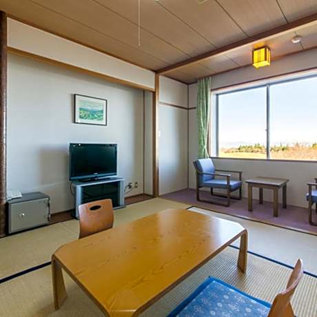 Japanese-Style Room with Shared Bathroom - Non-Smoking