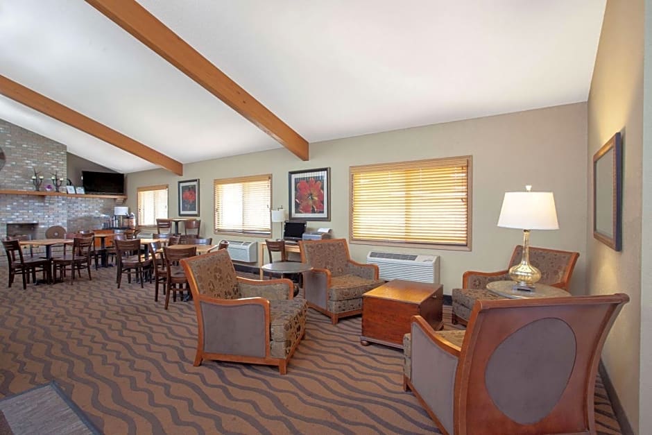 AmericInn by Wyndham Albert Lea