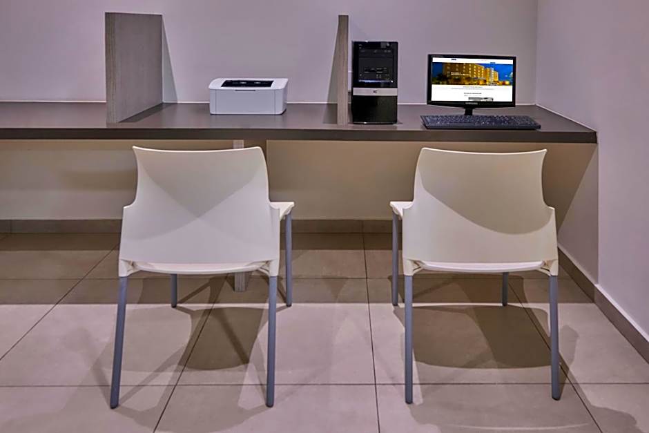 City Express Junior by Marriott Cancun